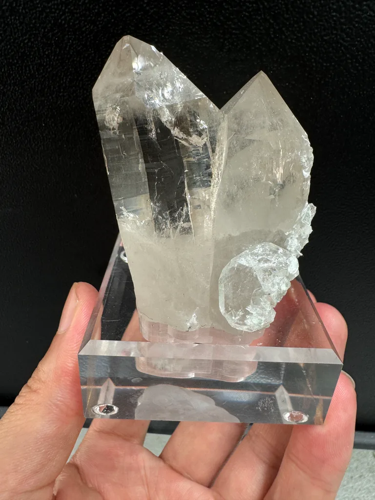 Quartz - image 2