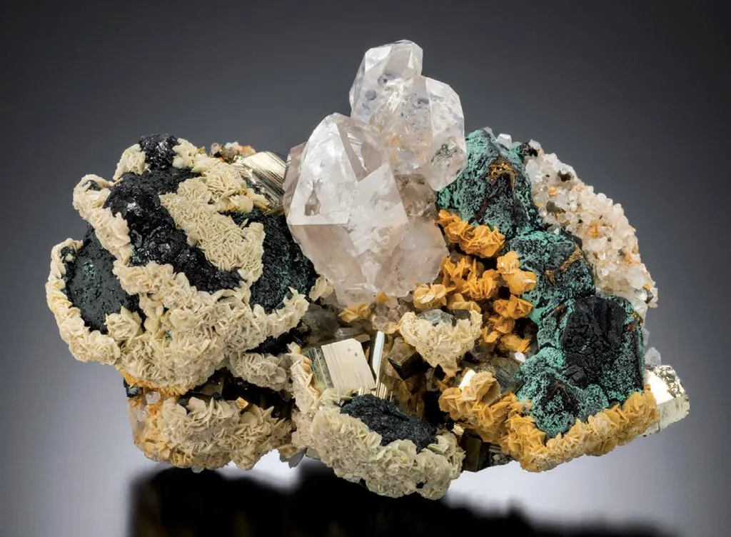 Quartz, Sphalerite, Pyrite image