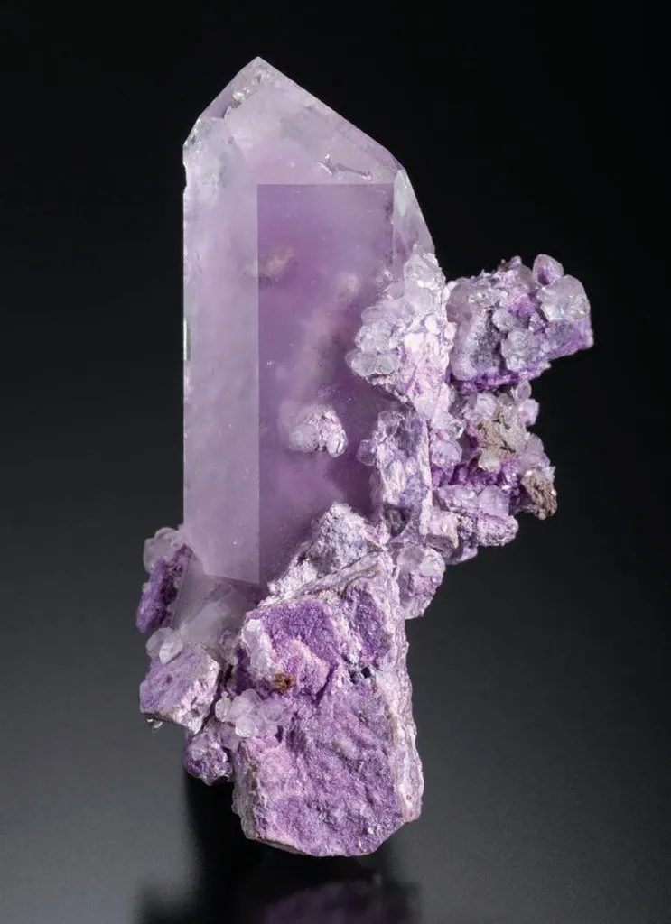 Quartz, Sugilite image