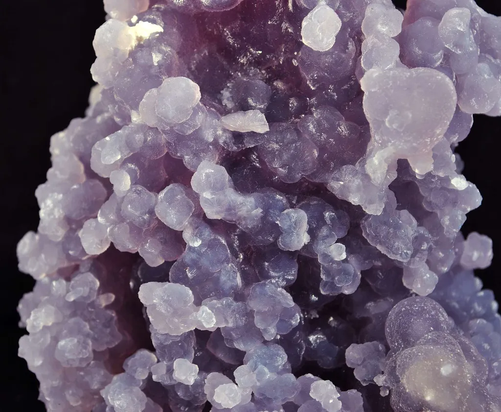 Quartz (Unusual Lavender Balls) - image 3