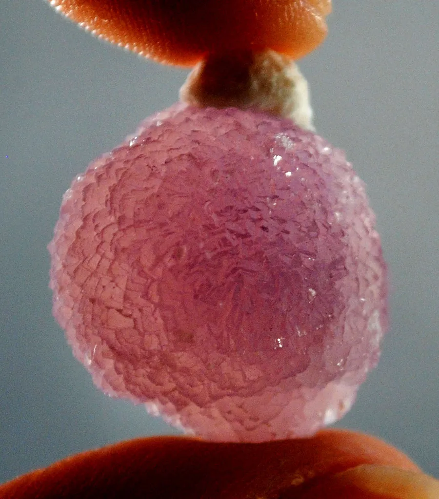 Quartz (Unusual Lavender Balls) - image 3