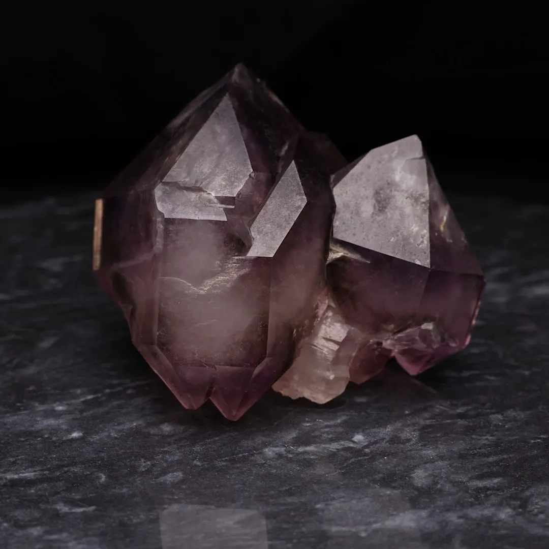 Quartz v. Amethyst - image 2
