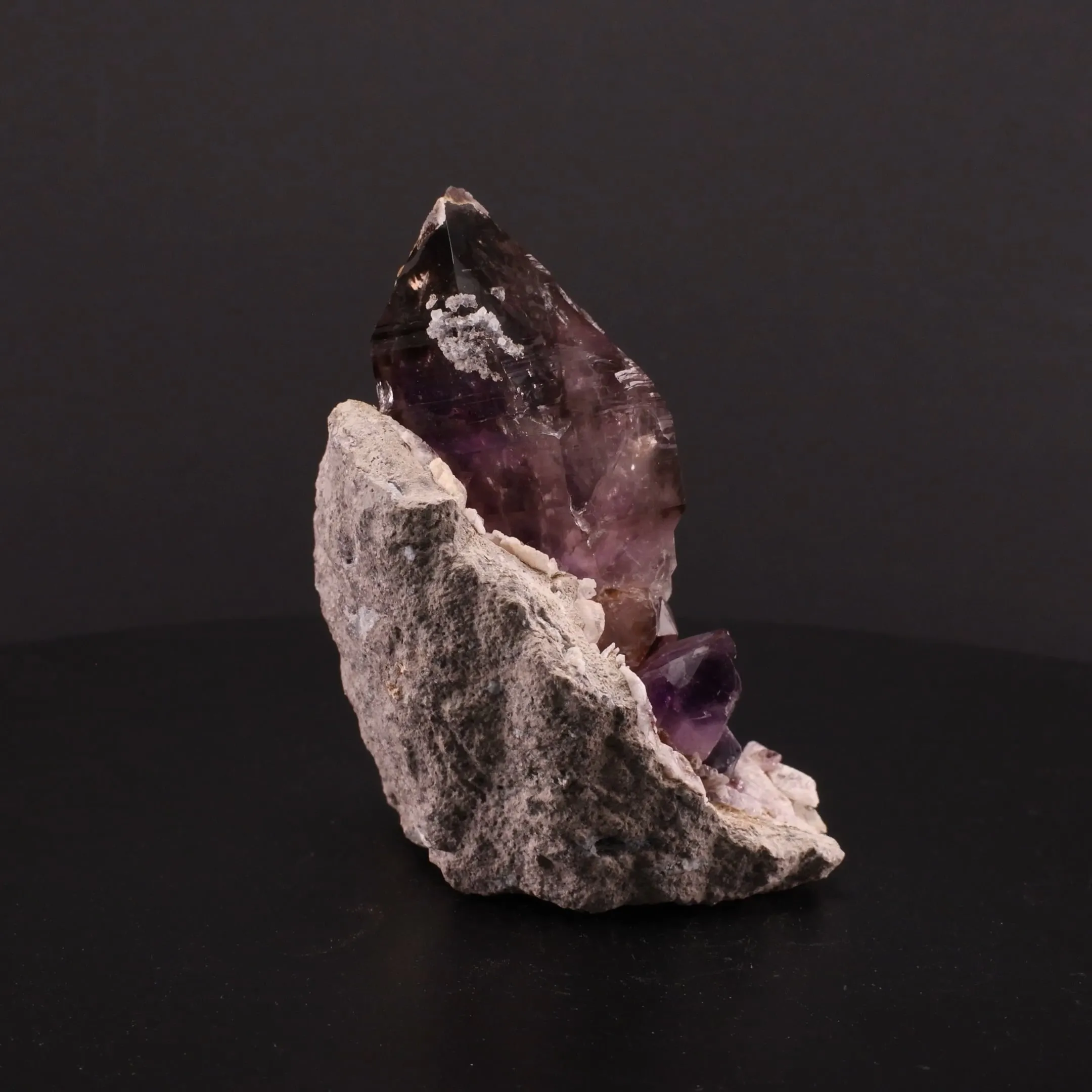 Quartz v. Amethyst - image 2