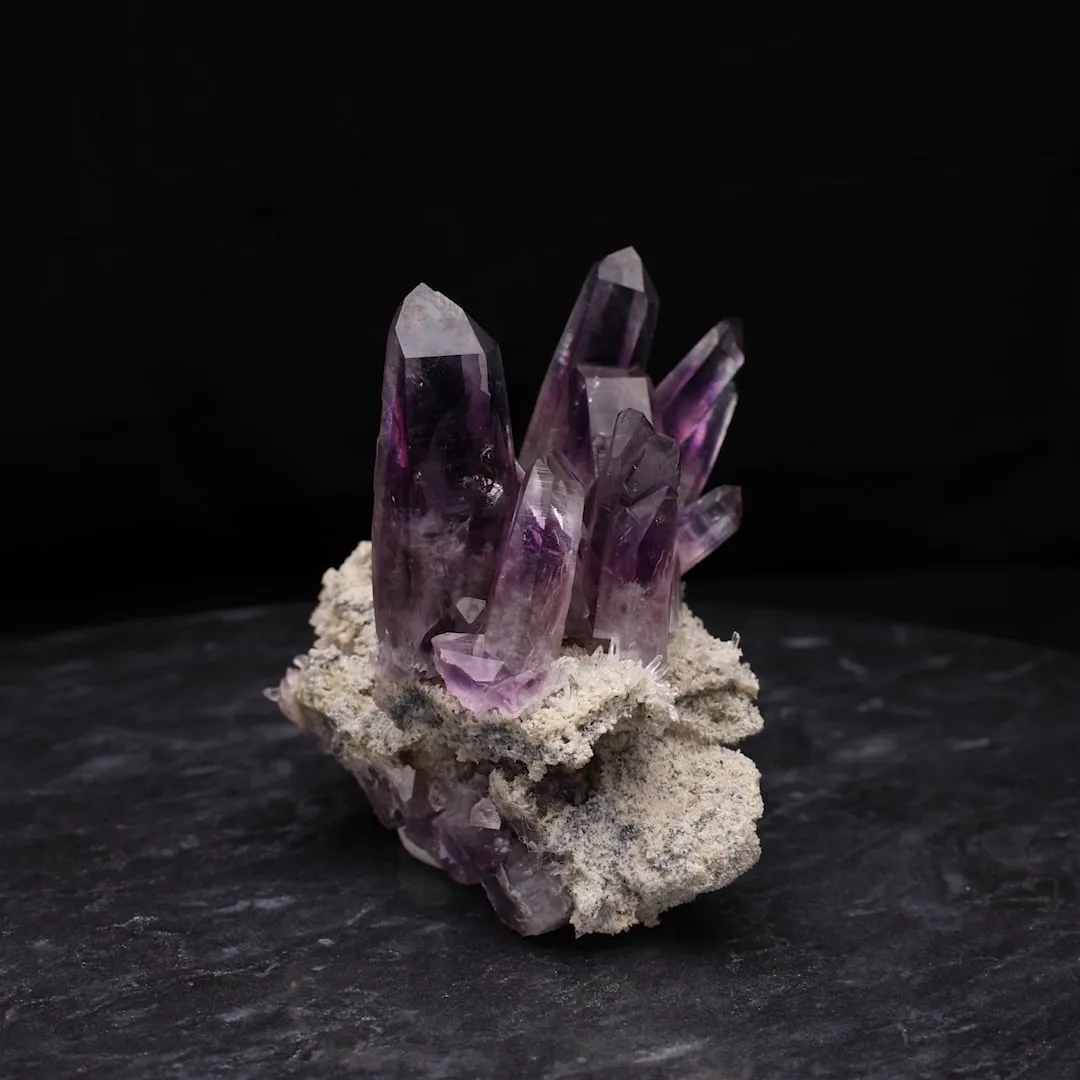 Quartz v. Amethyst - image 2