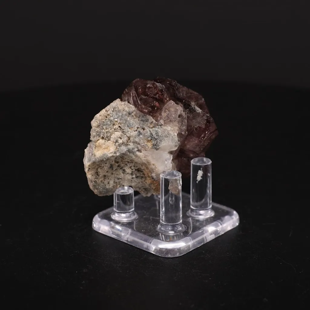 Quartz v. Amethyst - image 2