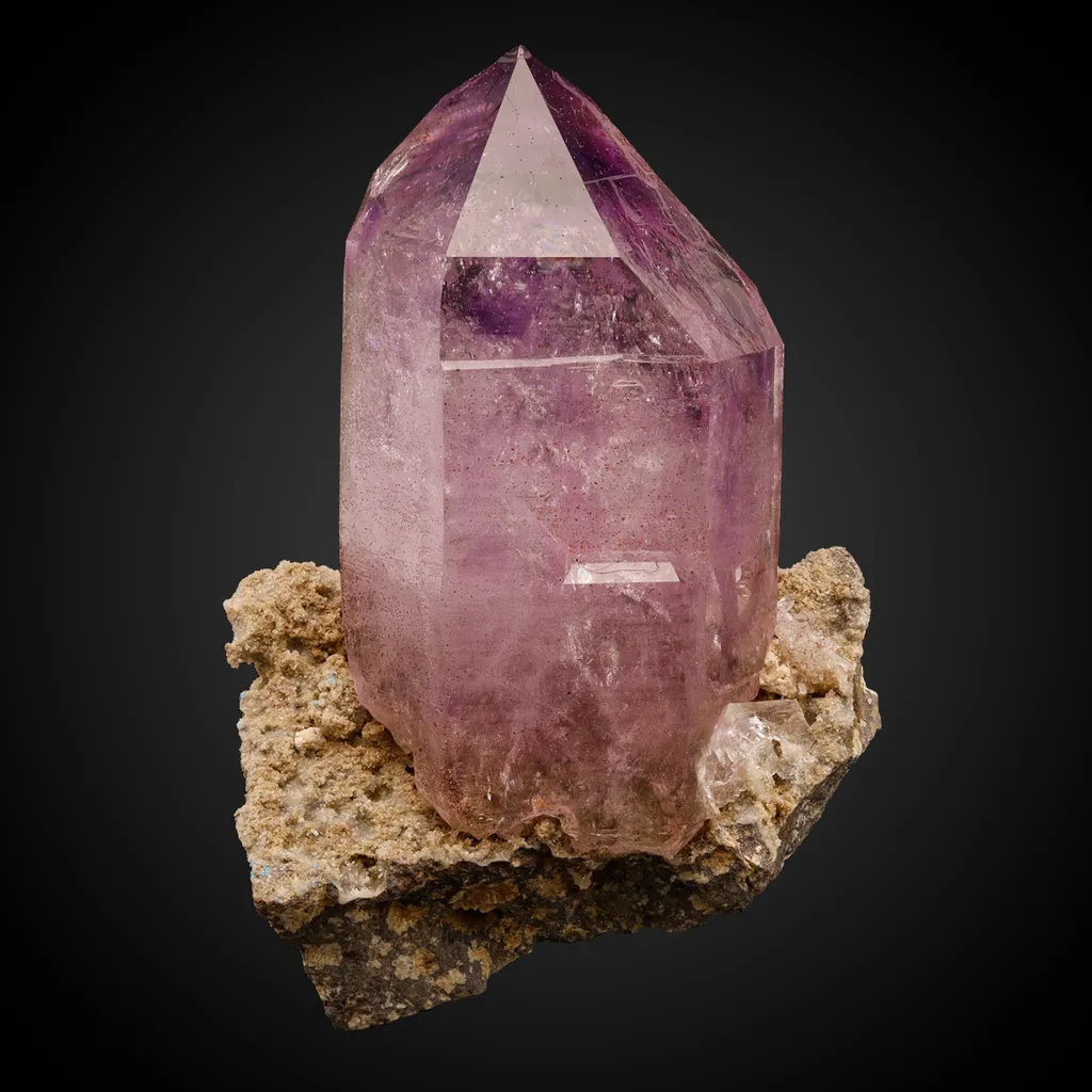Quartz v. Amethyst (Enhydro) image
