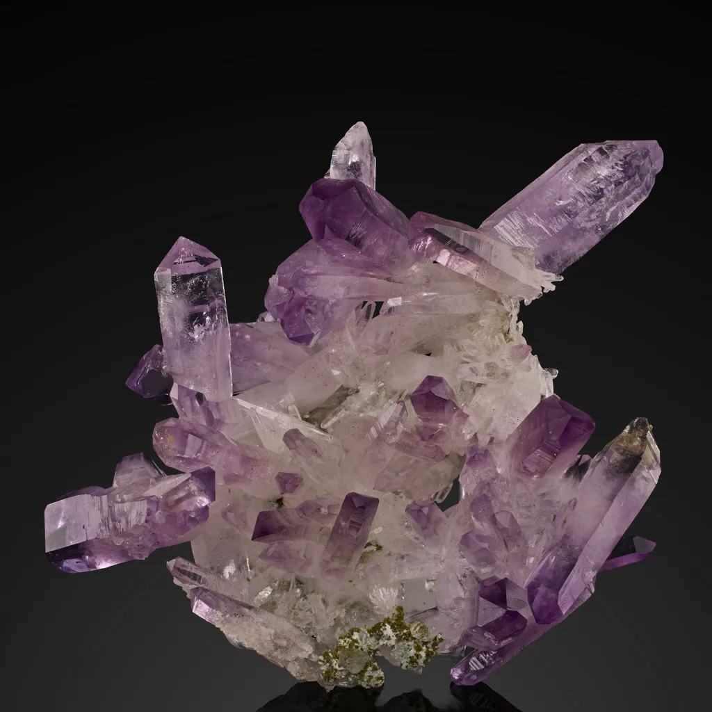 Quartz v. Amethyst image