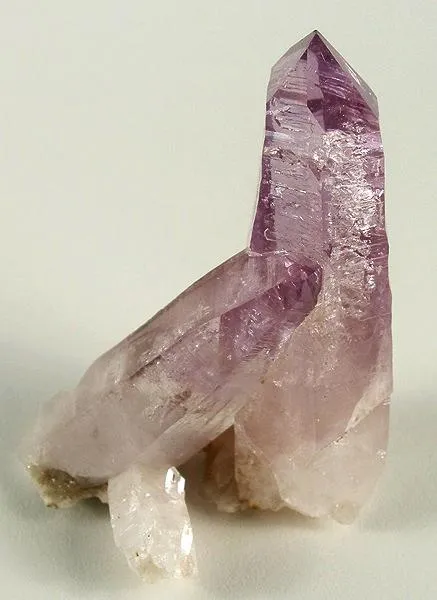 Quartz (Var: Amethyst) image