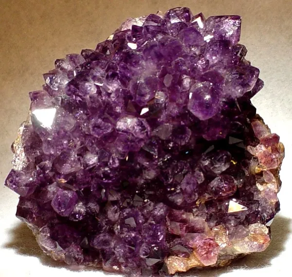Quartz (Var: Amethyst) image