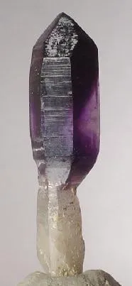 Quartz (Var: Amethyst) image