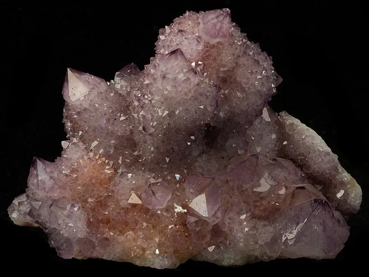 Quartz (Var: Amethyst) image