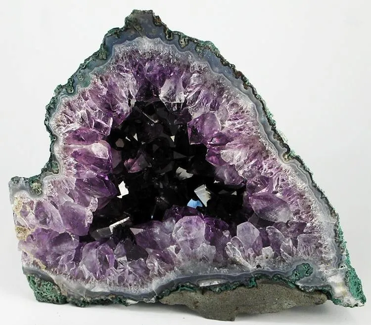 Quartz (Var: Amethyst) image