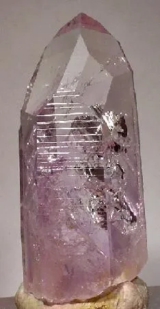 Quartz (Var: Amethyst) image