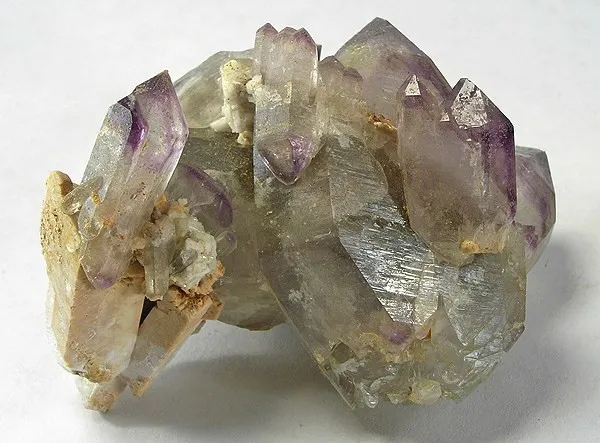 Quartz (Var: Amethyst) image
