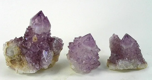 Quartz (Var: Amethyst) image