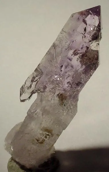 Quartz (Var: Amethyst) image