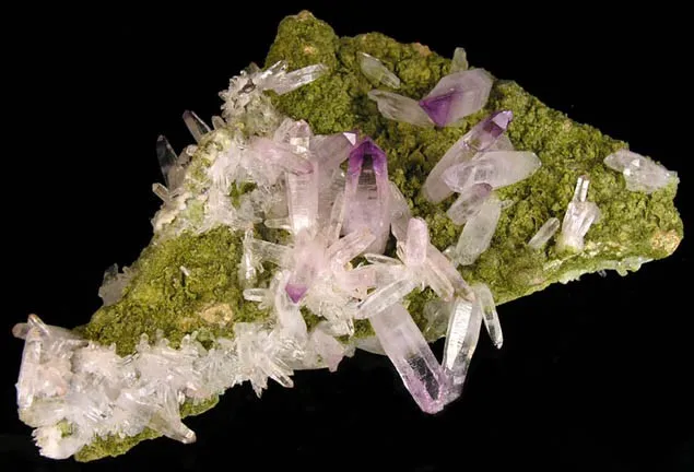 Quartz (Var: Amethyst) image