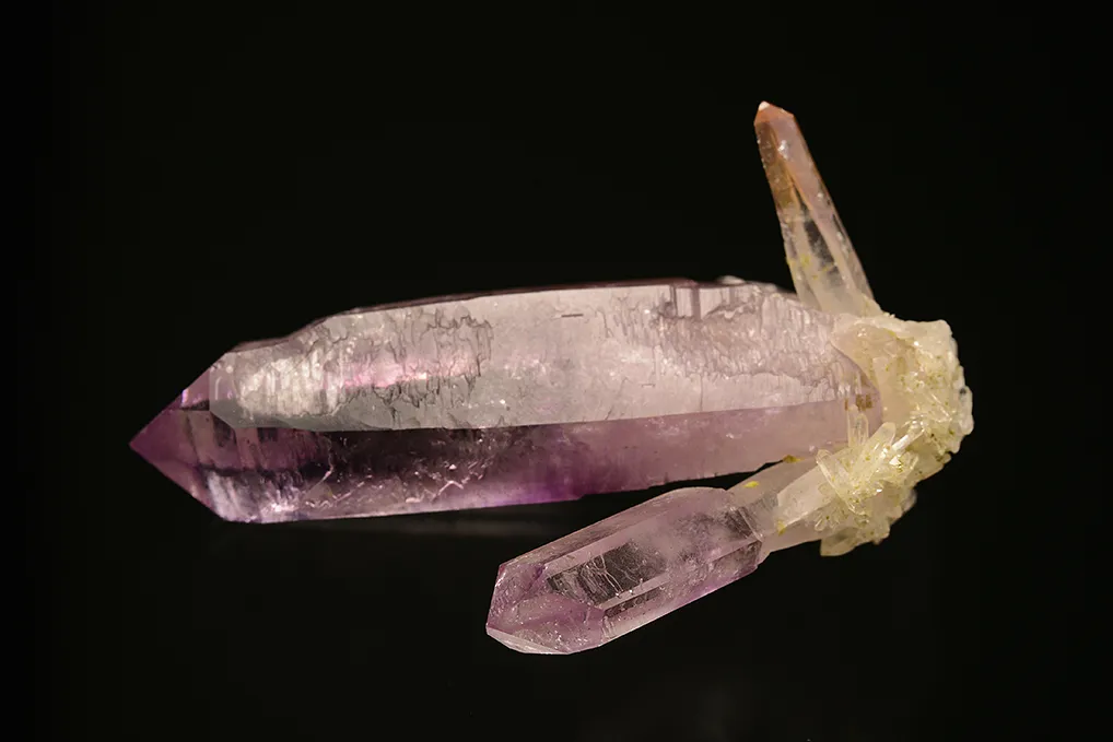 Quartz var. Amethyst - image 4