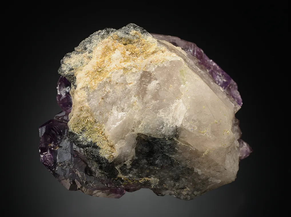 Quartz var. Amethyst - image 4