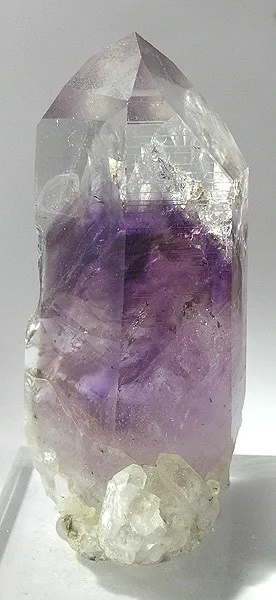 Quartz (Var: Amethyst) image