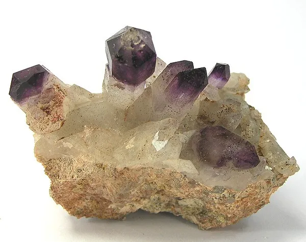 Quartz (Var: Amethyst) image