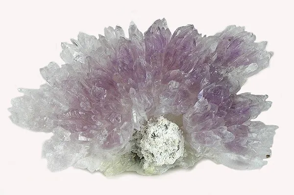 Quartz (Var: Amethyst) - image 1