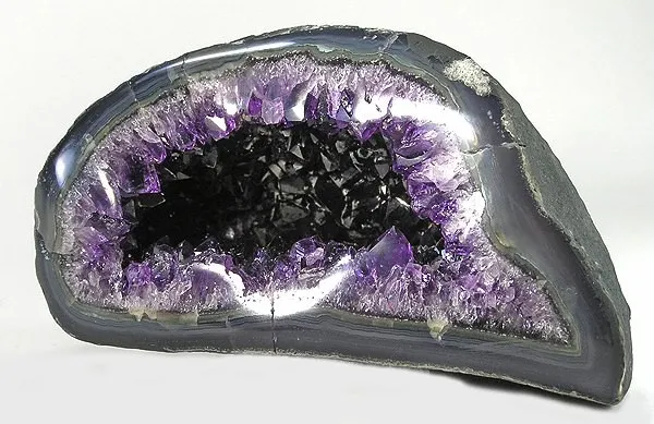 Quartz (Var: Amethyst) image