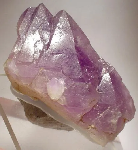Quartz (Var: Amethyst) image