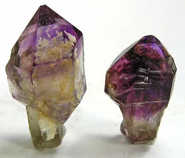 Quartz (Var: Amethyst) image