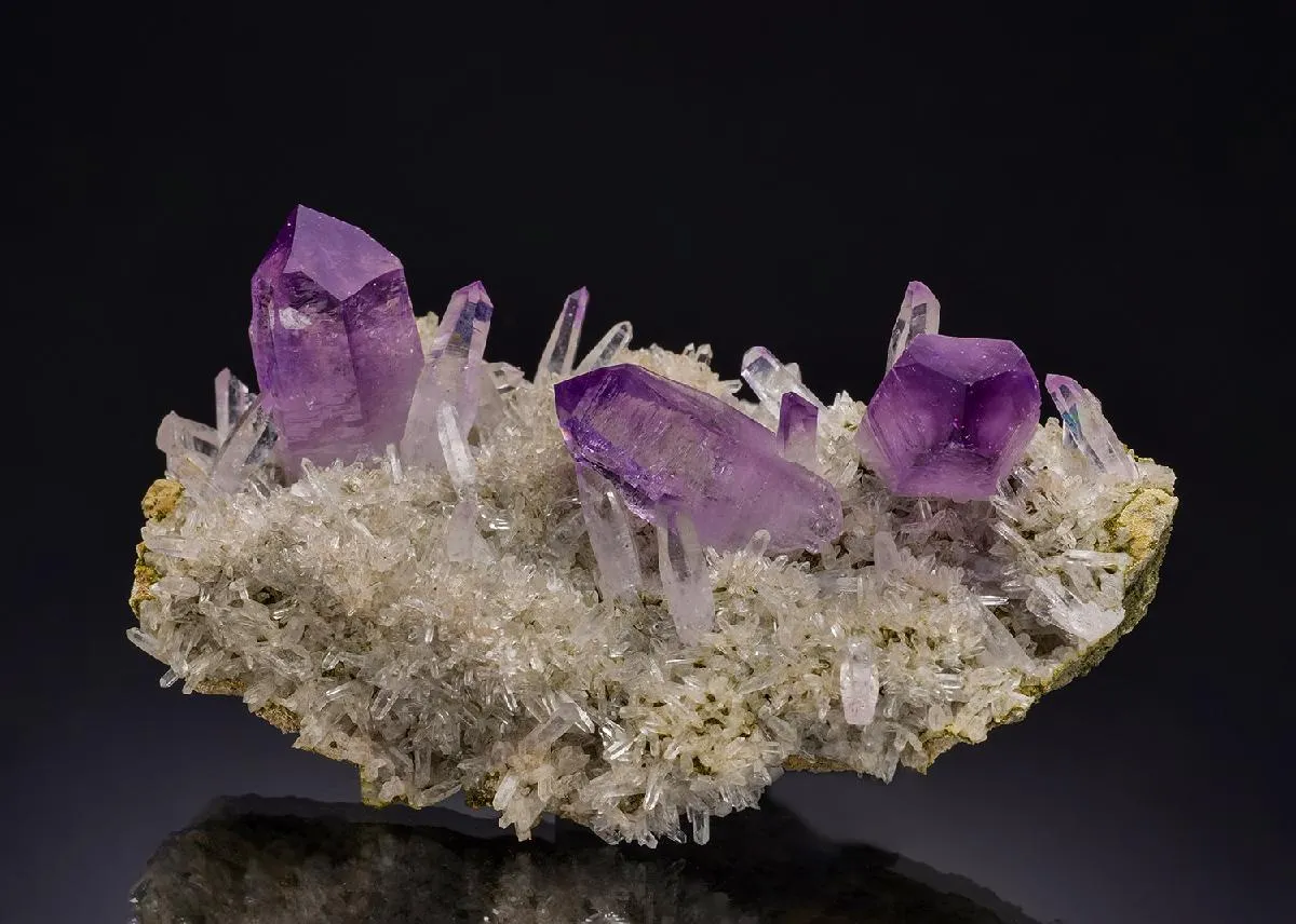 Quartz var. Amethyst - image 1
