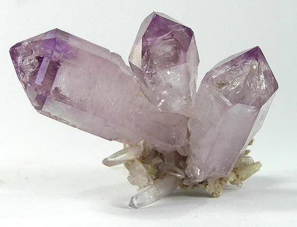 Quartz (Var: Amethyst) image