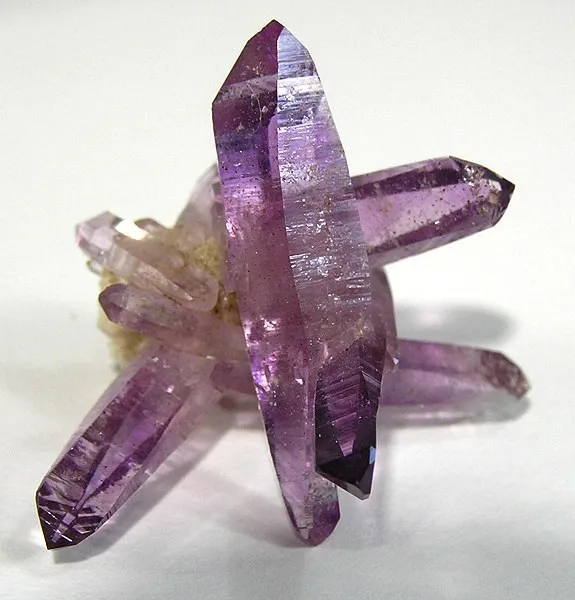 Quartz (Var: Amethyst) image