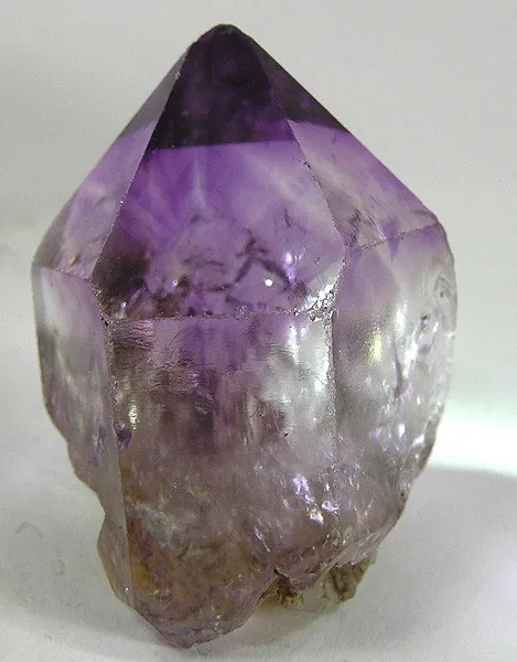 Quartz (Var: Amethyst) image