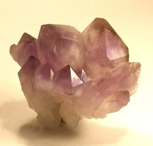 Quartz (Var: Amethyst) image