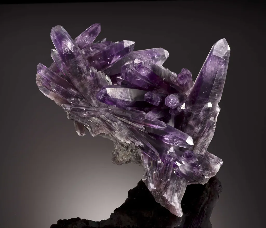 Quartz Var Amethyst image