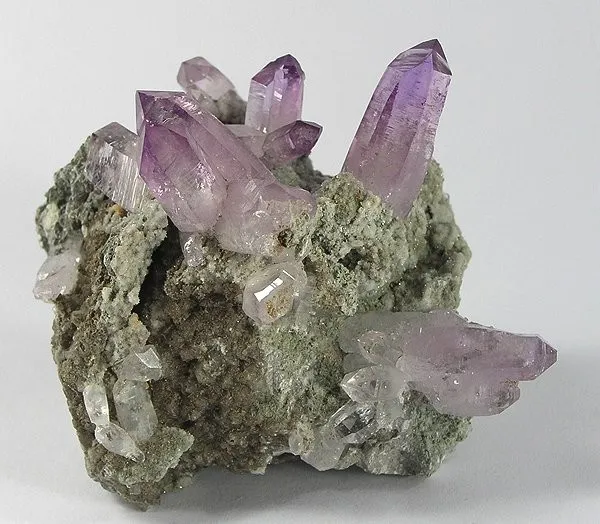Quartz (Var: Amethyst) image