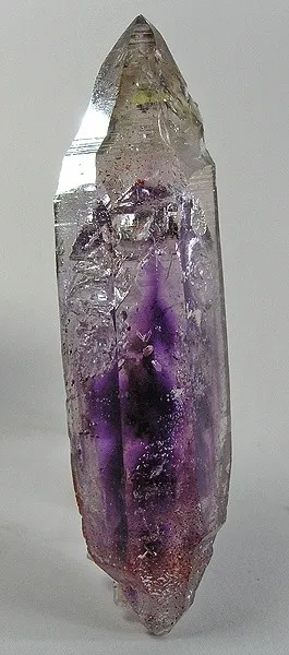Quartz (Var: Amethyst) image