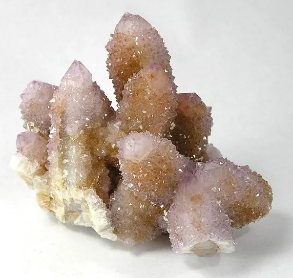 Quartz (Var: Amethyst) image
