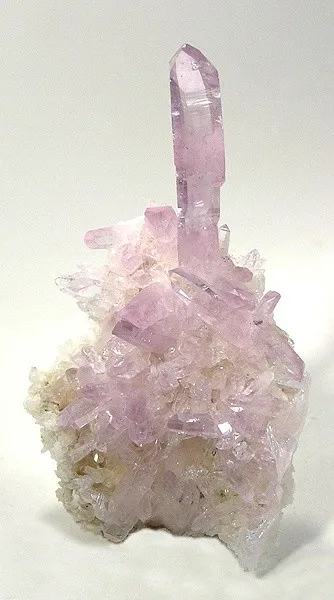Quartz (Var: Amethyst) image