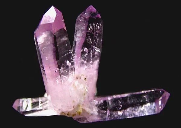 Quartz (Var: Amethyst) - image 1