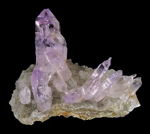 Quartz (Var: Amethyst), Calcite image