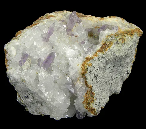 Quartz (Var: Amethyst), Calcite image