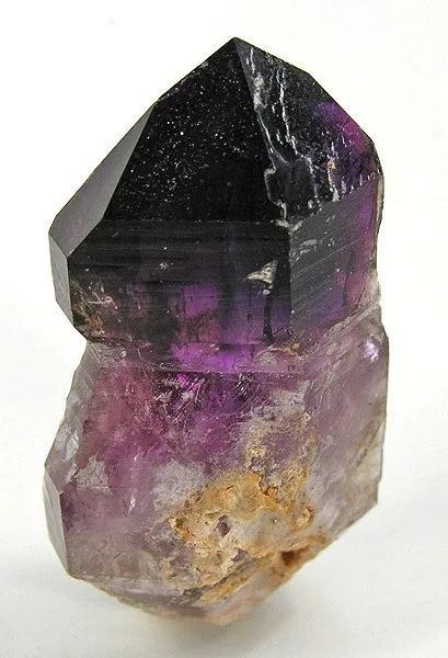 Quartz (Var: Amethyst) image