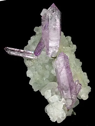 Quartz (Var: Amethyst) image