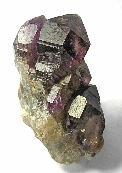 Quartz (Var: Amethyst) image