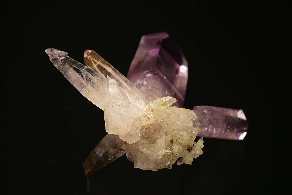 Quartz var. Amethyst - image 6