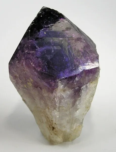 Quartz (Var: Amethyst) image