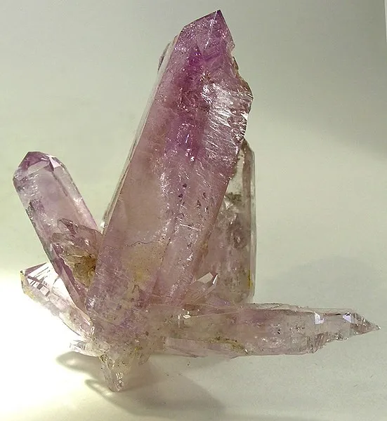 Quartz (Var: Amethyst) image