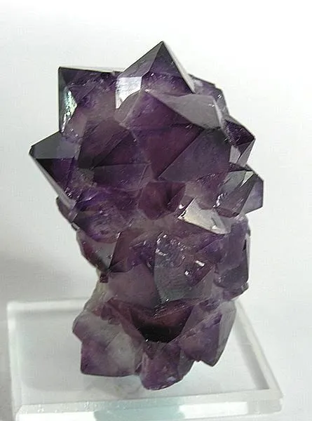 Quartz (Var: Amethyst) image