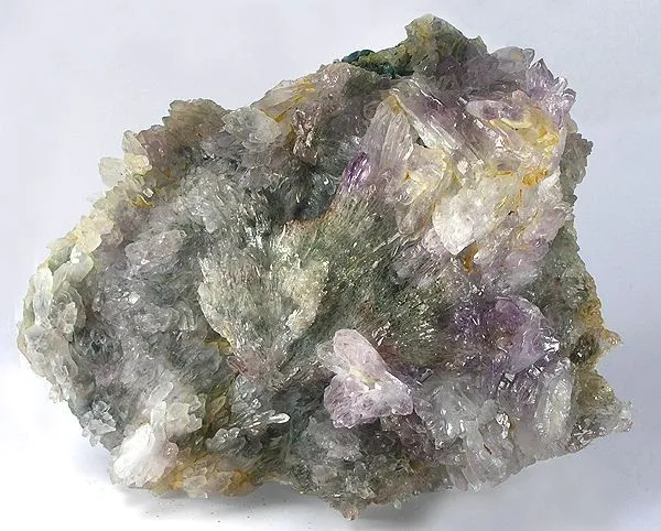 Quartz (Var: Amethyst) image